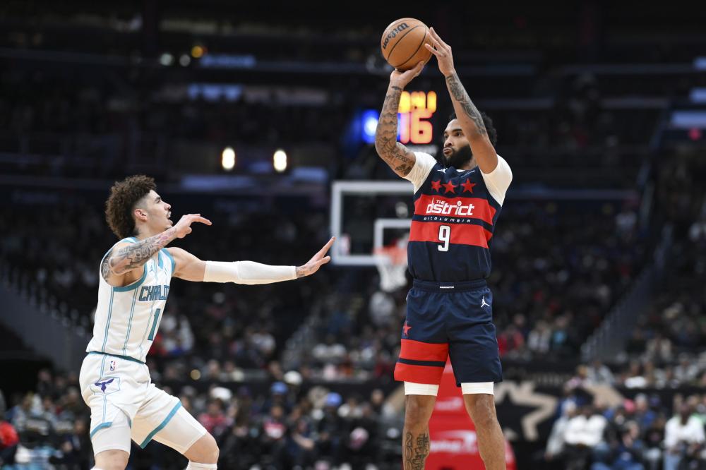 巴尔韦德本赛季场均跑动10.5km皇马队内最多，贝林琼阿梅尼二三位.