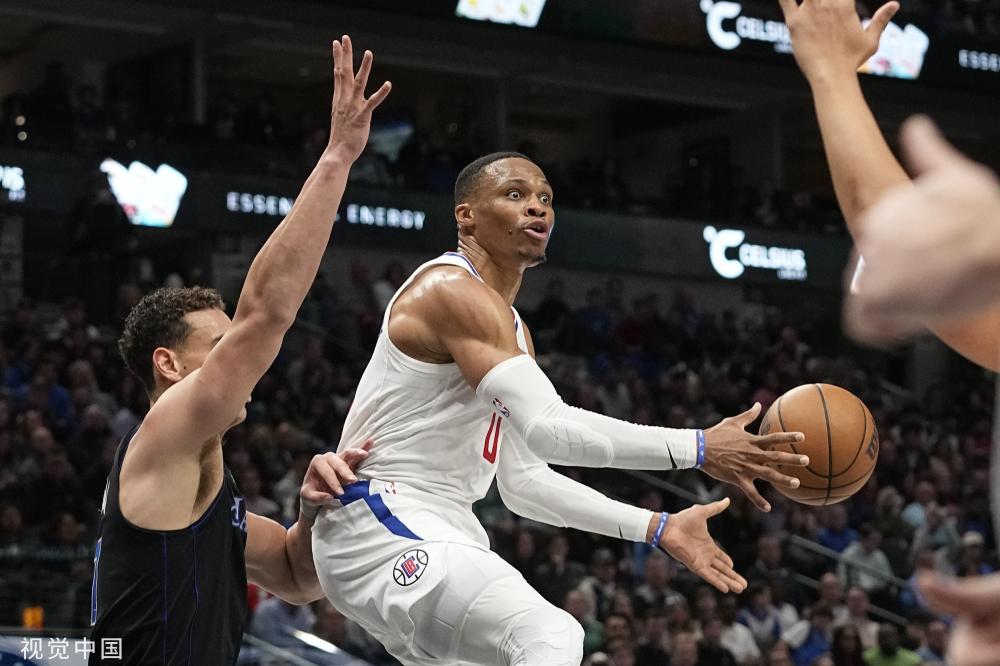 非常重视！安切洛蒂：内马尔是巴西重要一员 26年世界杯他需要做好准备